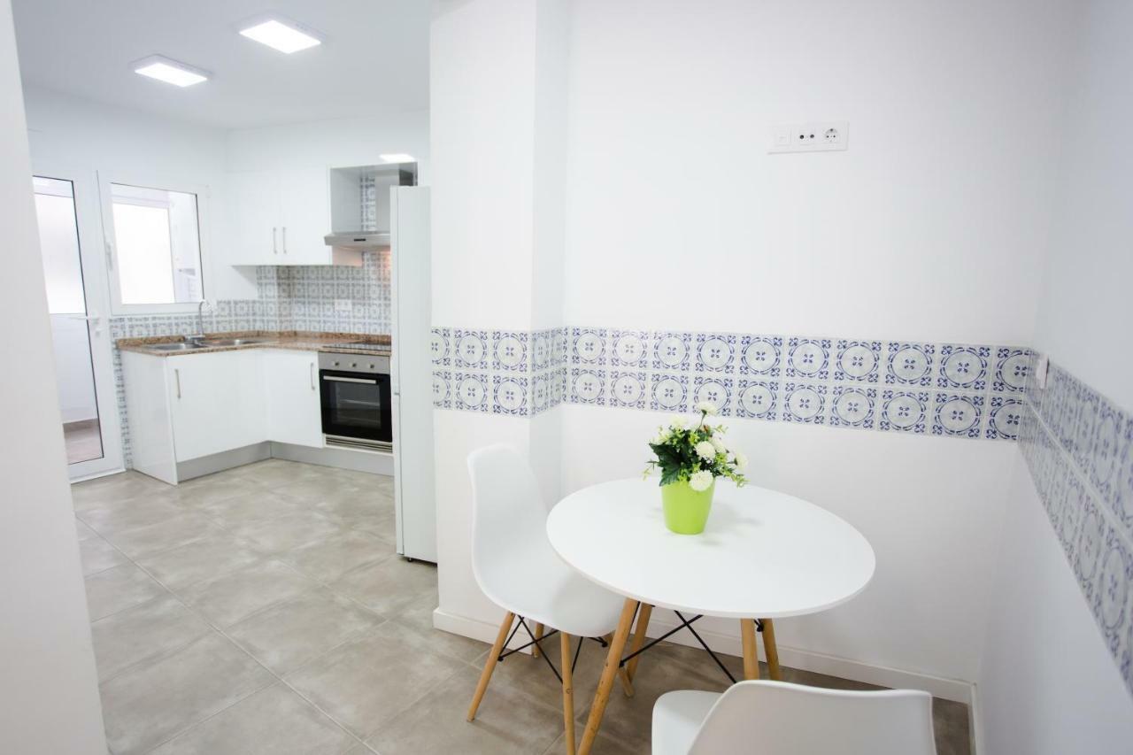 Enviable Location At Port Denia - Walk To Marineta Casiana Beach Exterior photo
